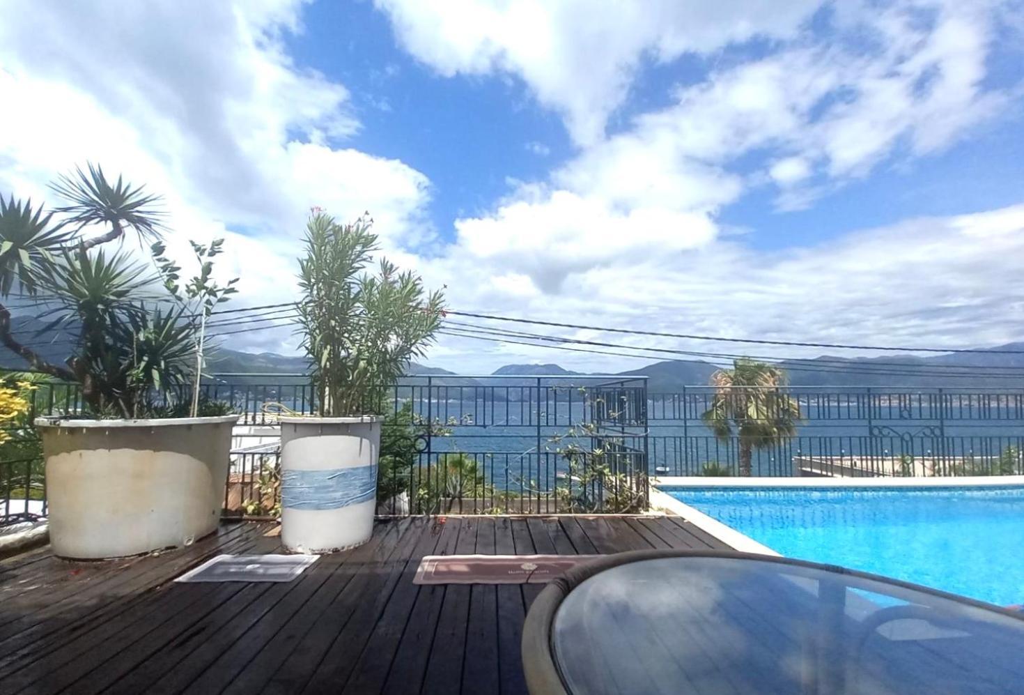 Apartment Tri Kiparisa Tivat Ngoại thất bức ảnh