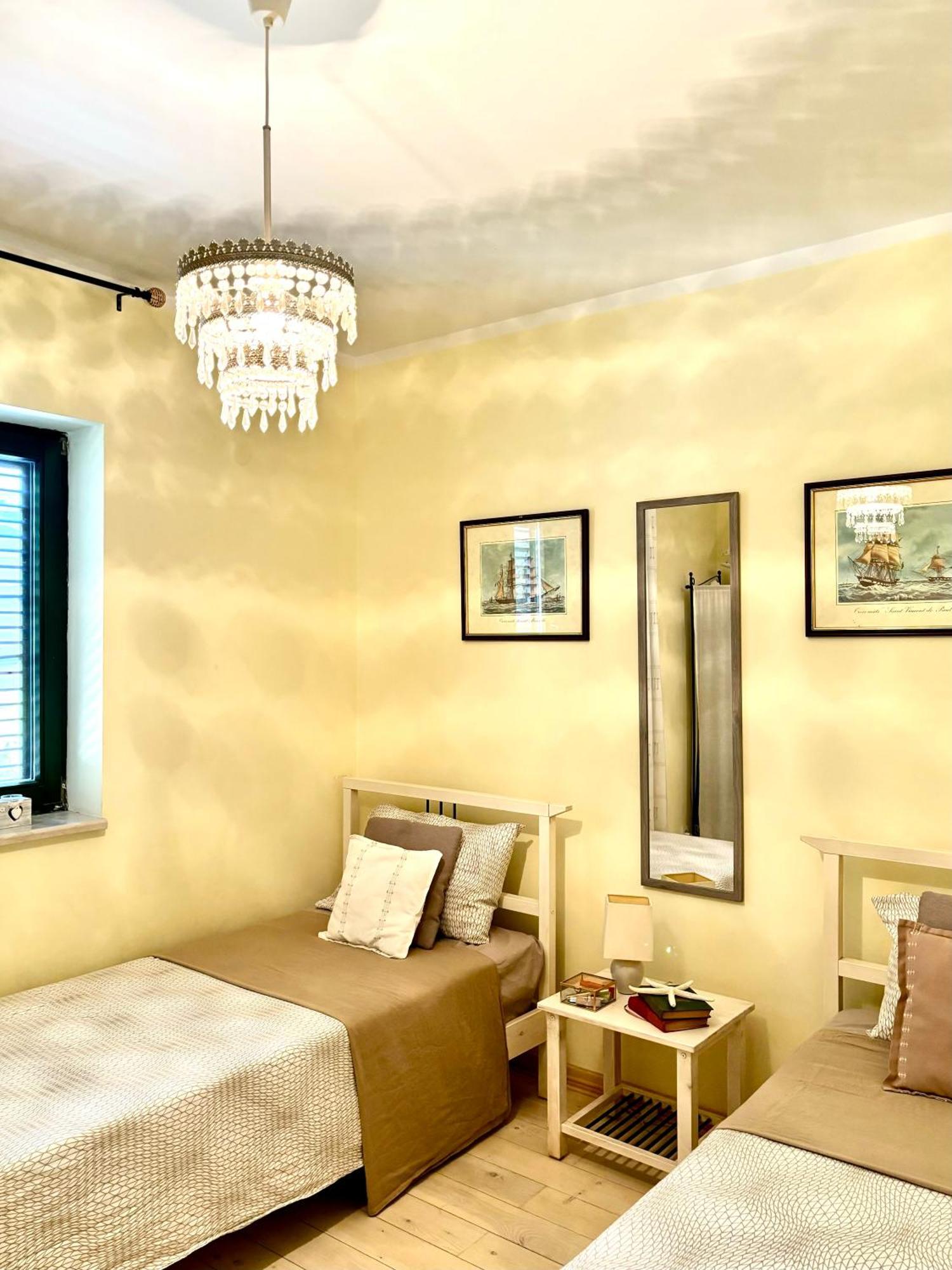 Apartment Tri Kiparisa Tivat Ngoại thất bức ảnh